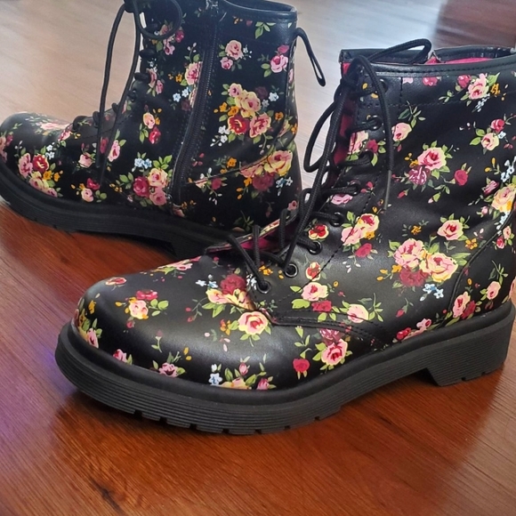 Floral combat boots - Picture 6 of 6